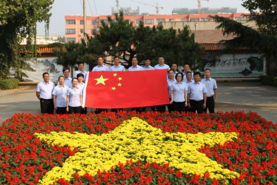 庆祖国华诞 展中洋风貌(4)233.png